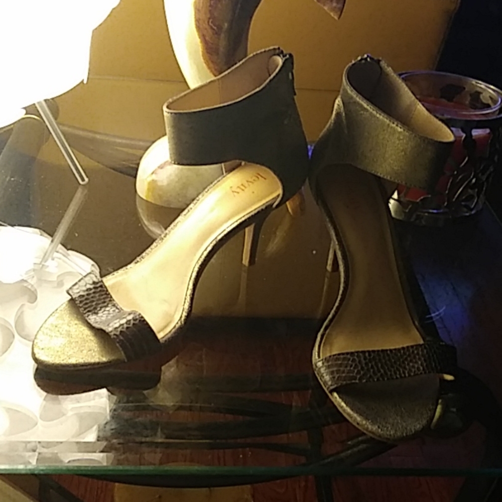 Brand new women high heel
